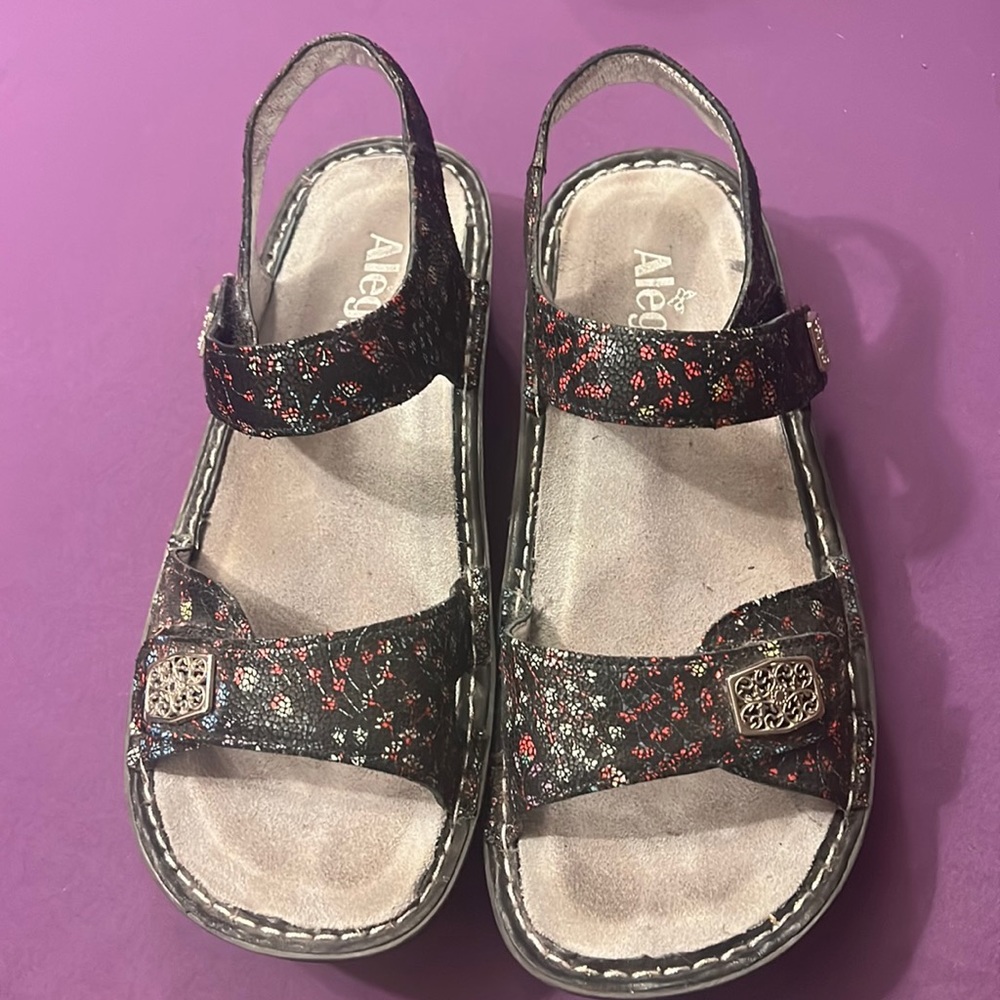 Alegría Size 38 sandals